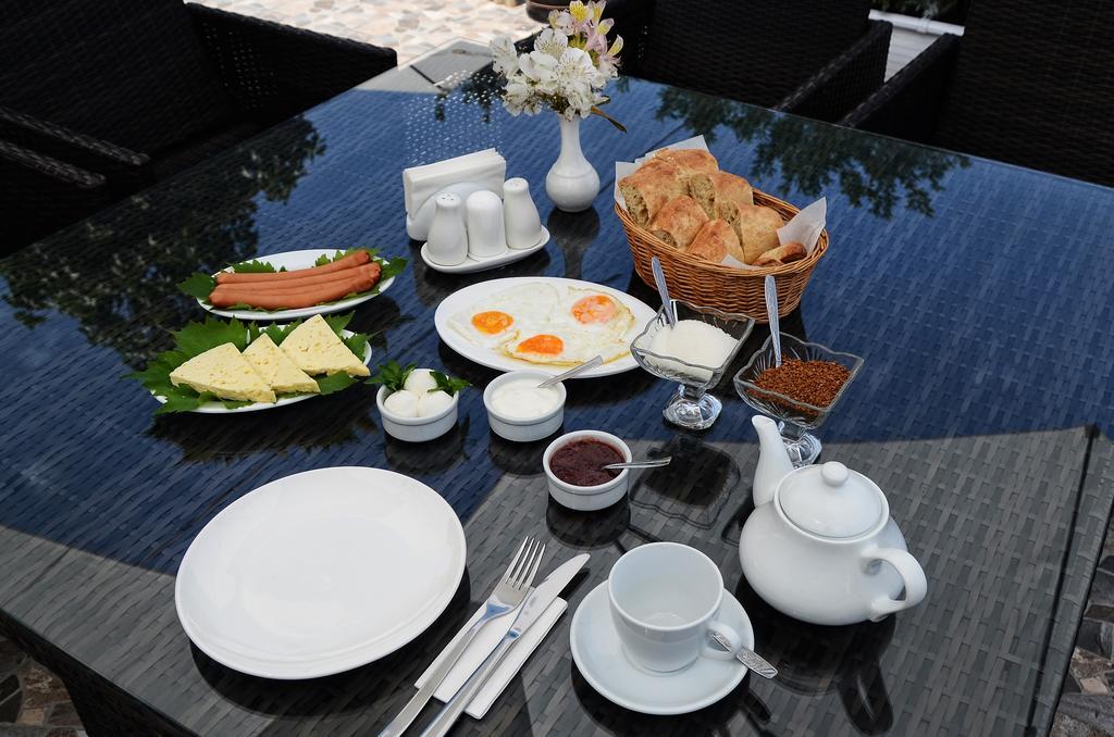 Hotel Brigitte Sighnaghi Zewnętrze zdjęcie
